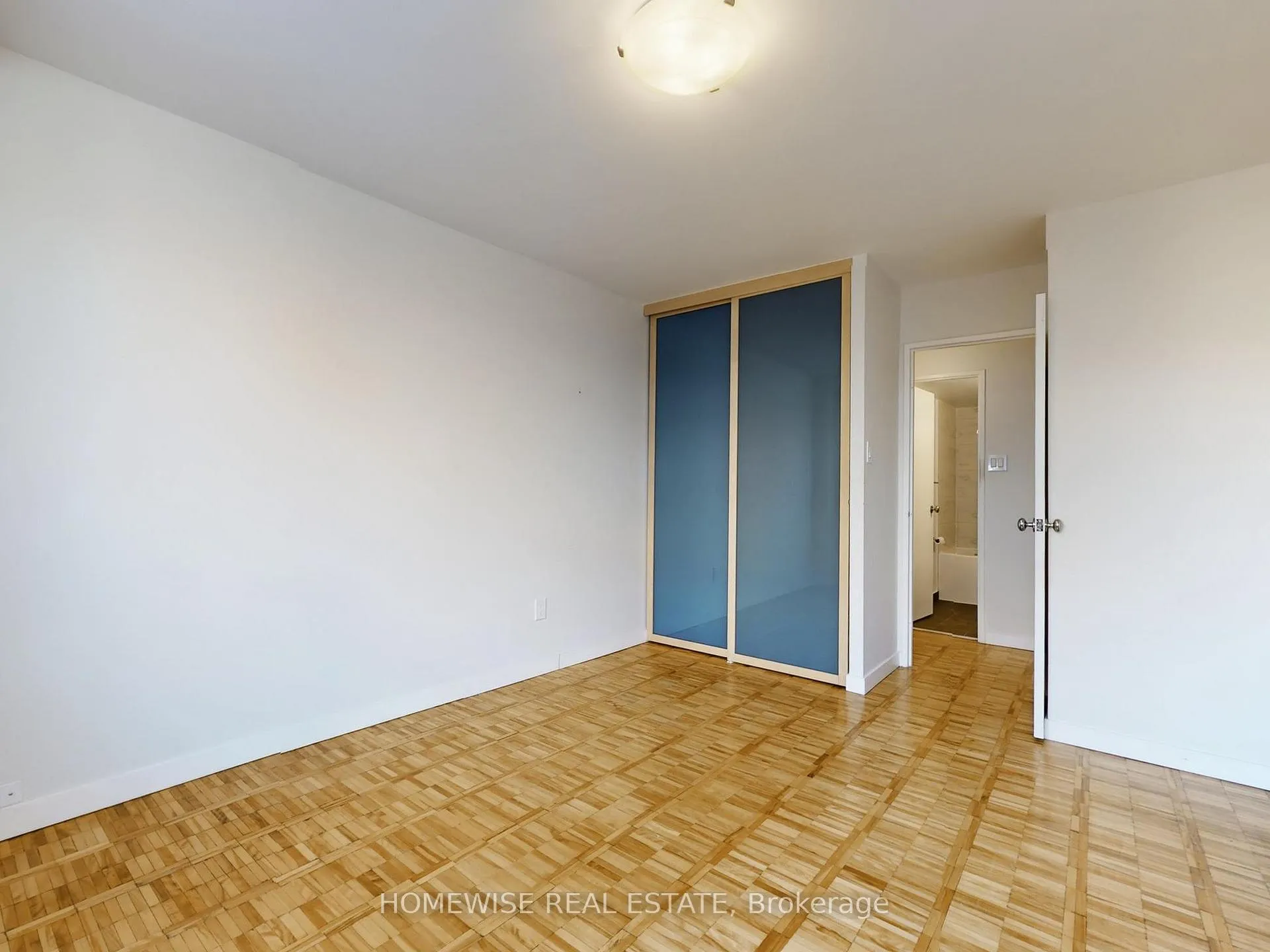 Photo 7 of Unit 401, 22 Shallmar Boulevard, Toronto, Forest Hill North — HOMEH