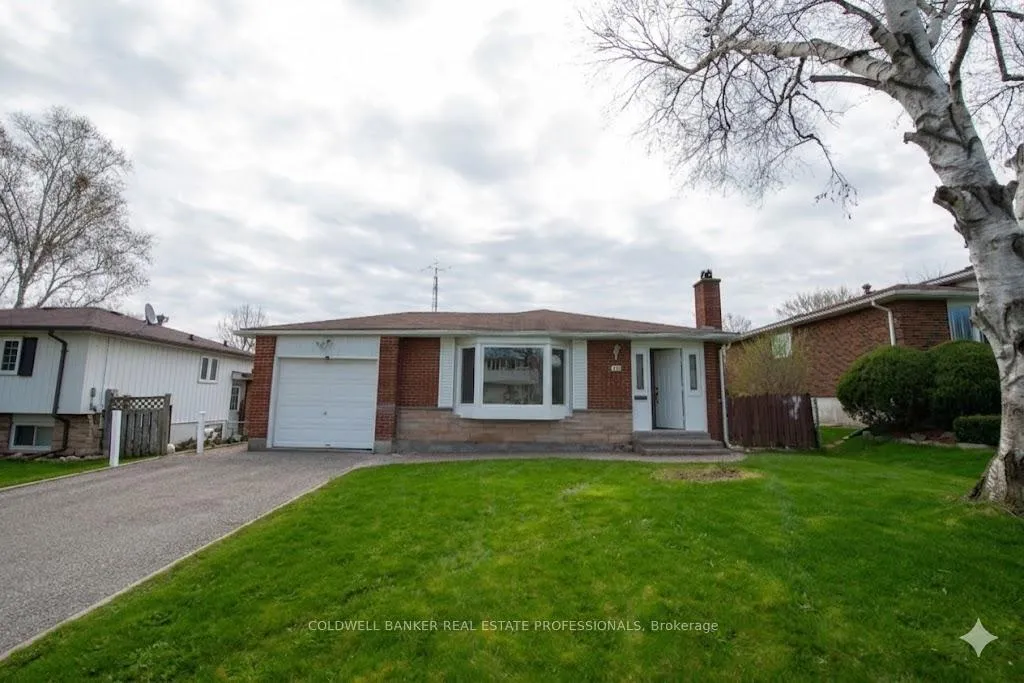 Photo 1 of 133 Clover Ridge Drive E, Ajax, South East — HOMEH