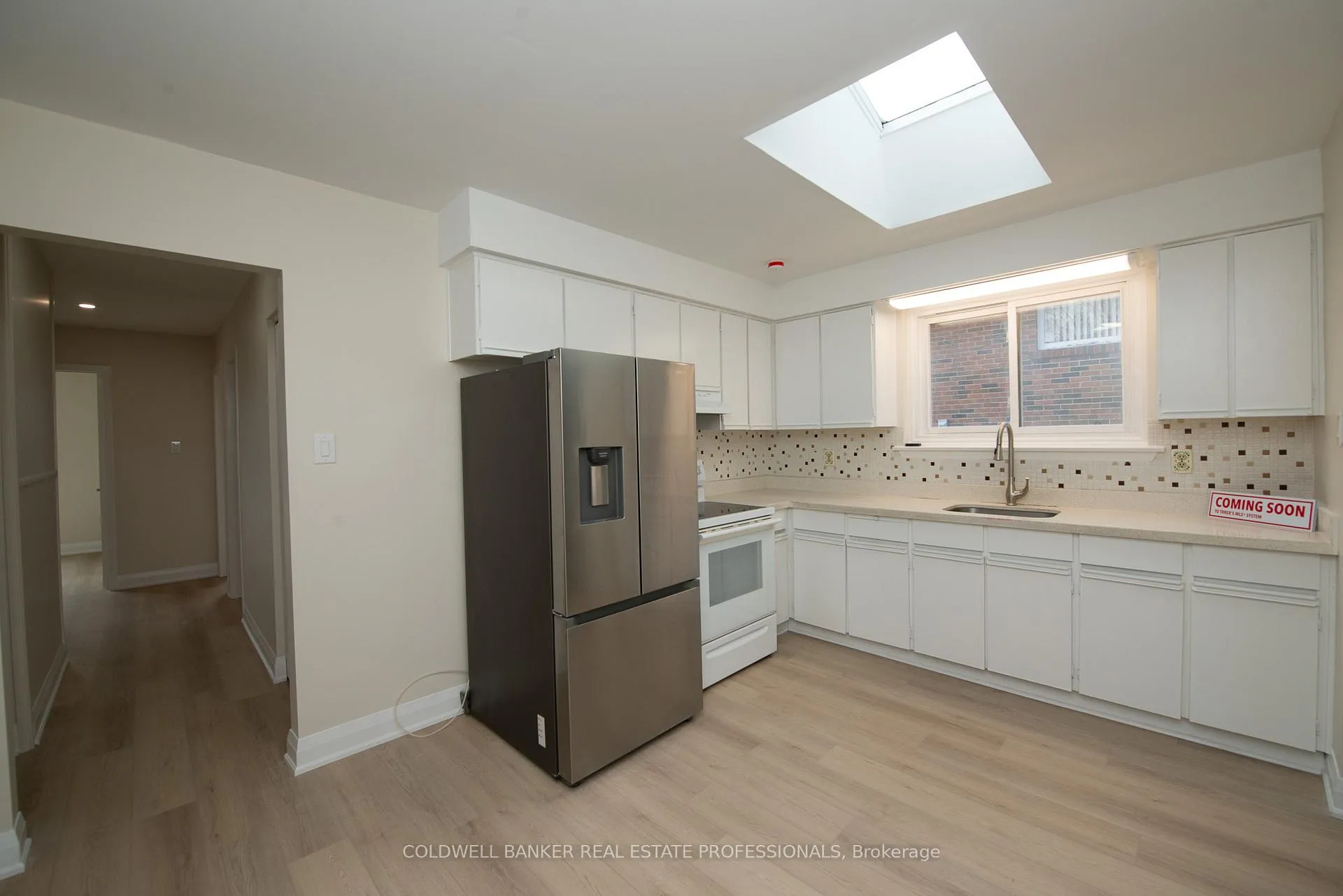 Photo 9 of 133 Clover Ridge Drive E, Ajax, South East — HOMEH
