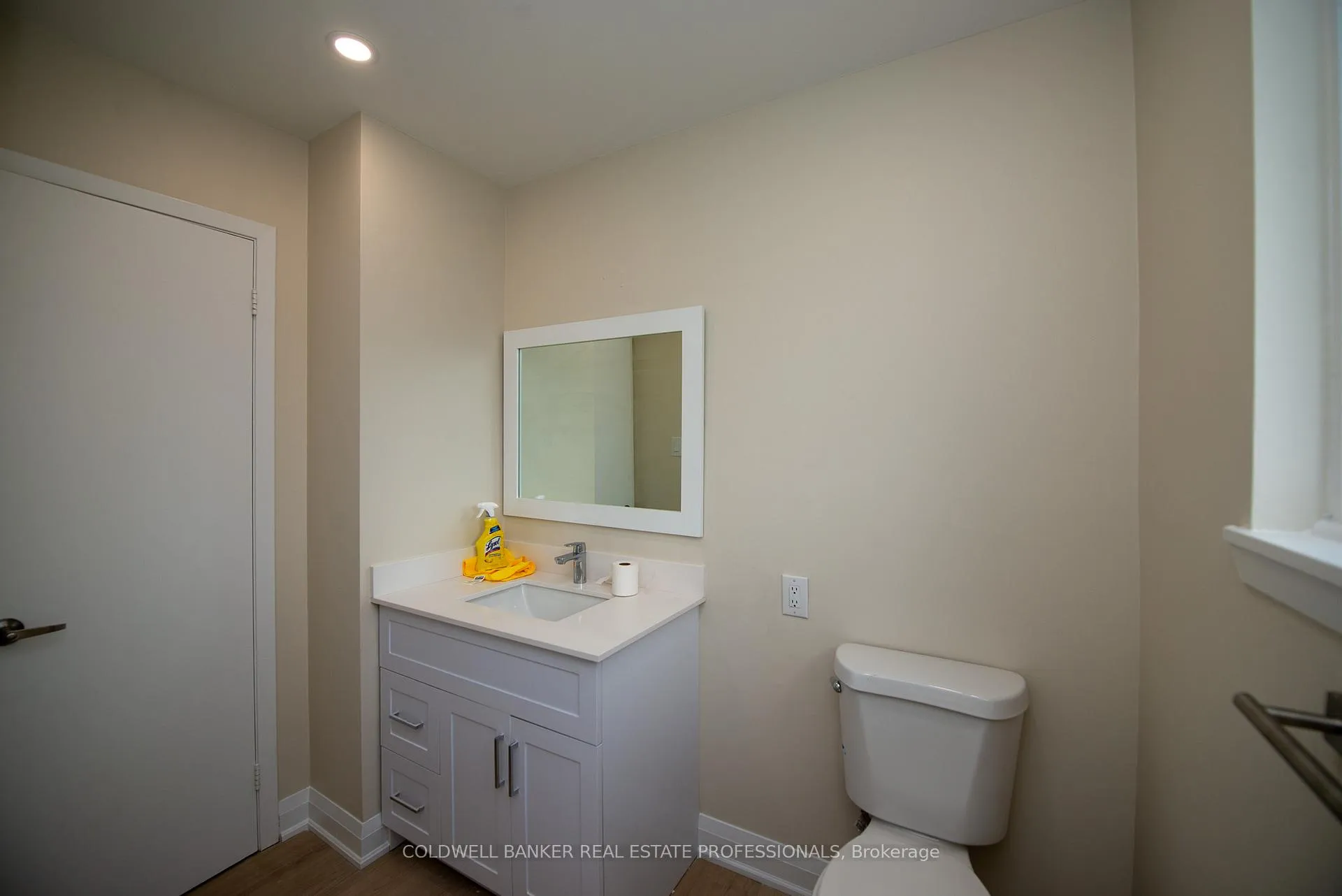 Photo 22 of 133 Clover Ridge Drive E, Ajax, South East — HOMEH