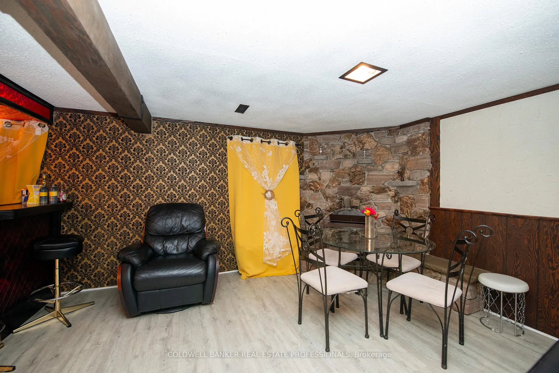 Photo 25 of 133 Clover Ridge Drive E, Ajax, South East — HOMEH