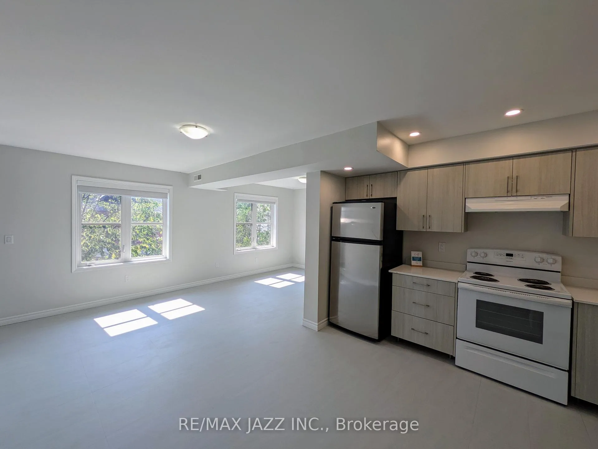 Photo 10 of Unit 202, 770 King Street E, Oshawa, Eastdale — HOMEH