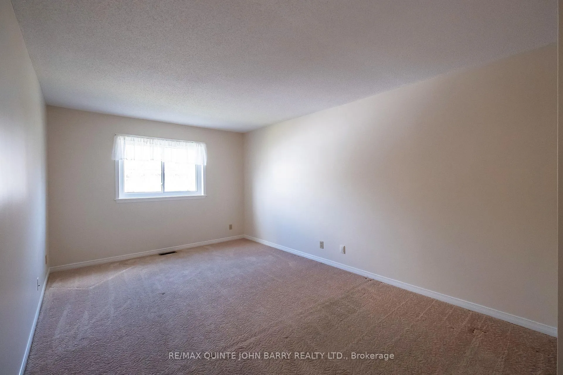 Photo 24 of 202-56 Tripp Boulevard, Quinte West, Trenton Ward — HOMEH