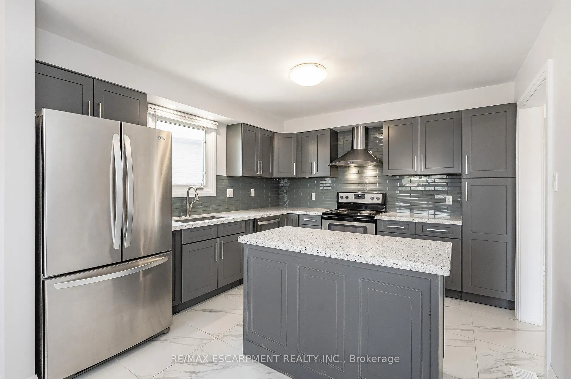 Photo 2 of 3 Benemar Court, Hamilton, Rushdale — HOMEH