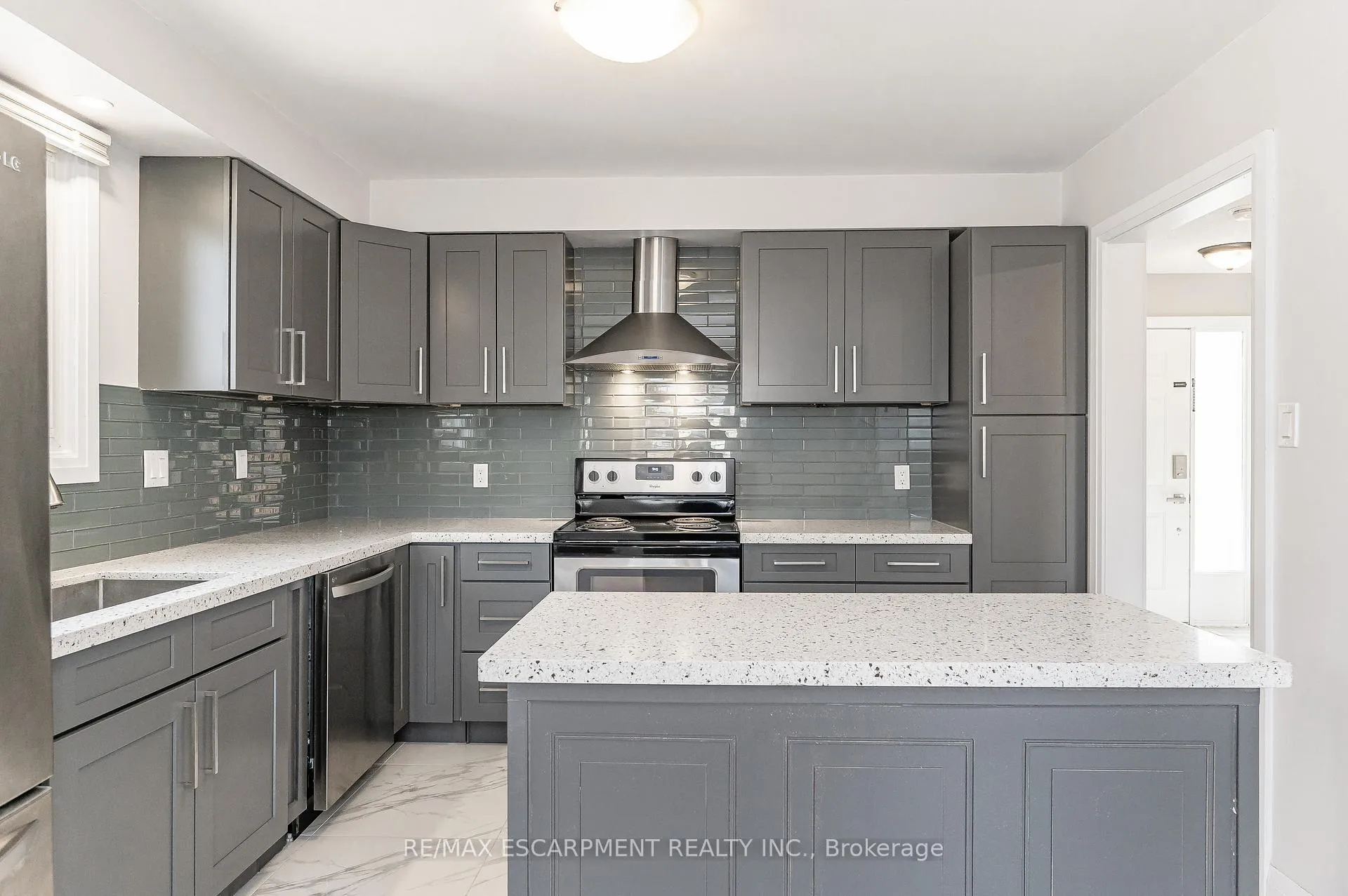 Photo 9 of 3 Benemar Court, Hamilton, Rushdale — HOMEH