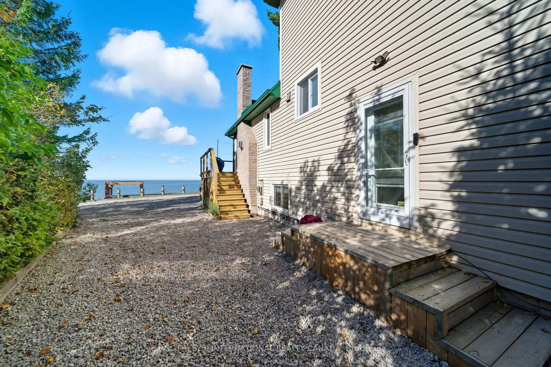 Photo 7 of 13 Sunset Drive, Haldimand, Nanticoke — HOMEH