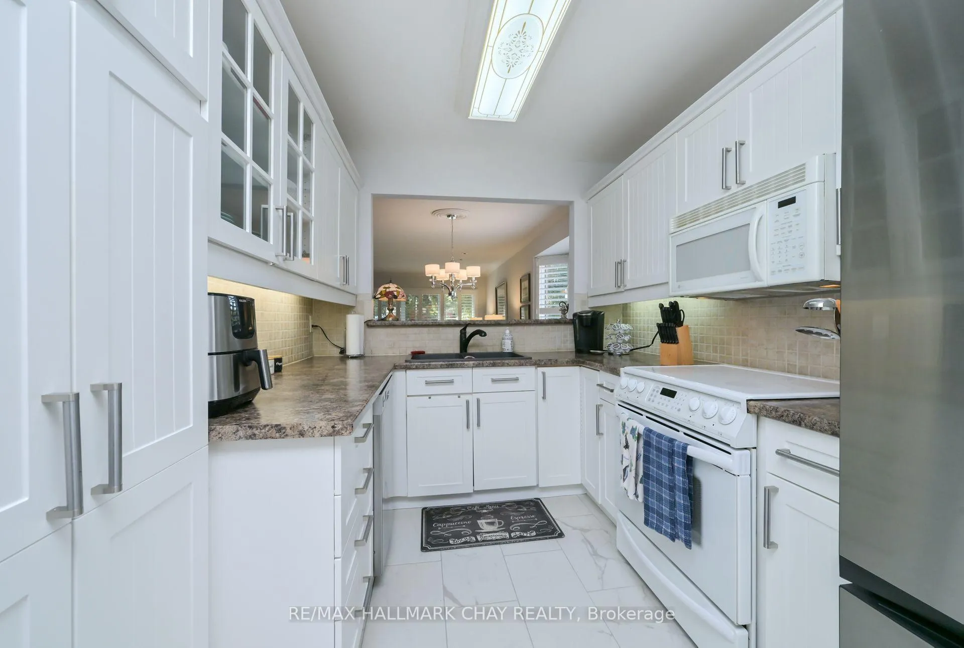 Photo 8 of 45 Green Briar Road, New Tecumseth, Rural New Tecumseth — HOMEH