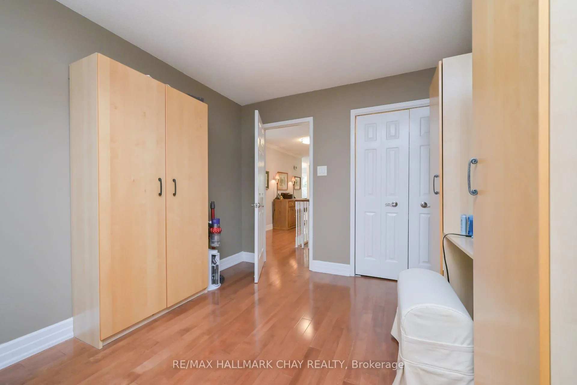 Photo 20 of 45 Green Briar Road, New Tecumseth, Rural New Tecumseth — HOMEH