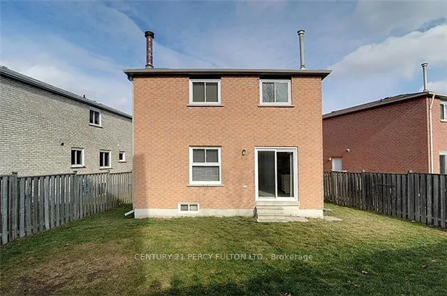 Photo 17 of 104 Laguna Crescent, Markham, Middlefield — HOMEH