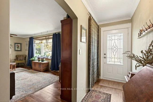 Photo 4 of 50 Lakeview Avenue, Grimsby, Grimsby Beach — HOMEH