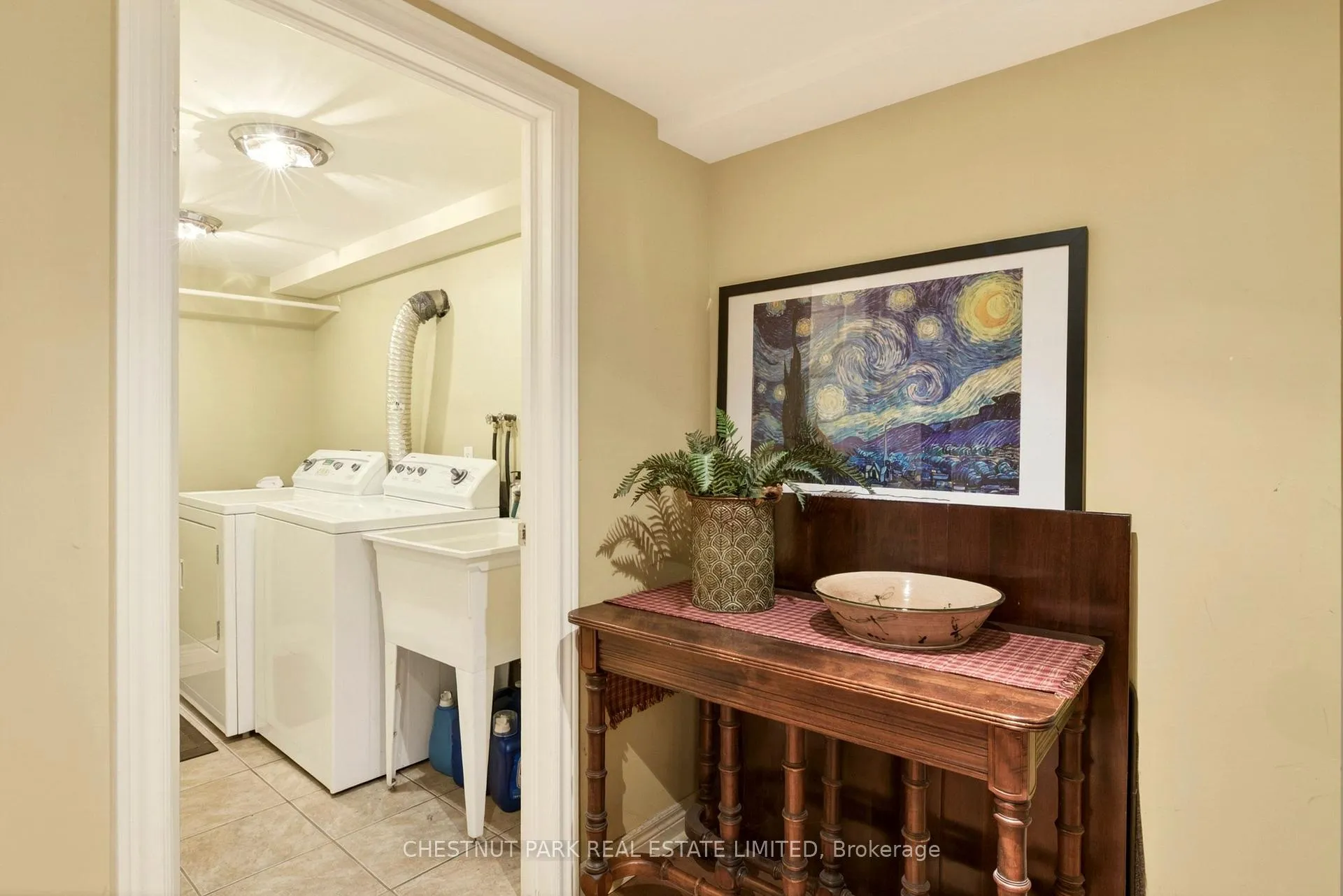 Photo 24 of 50 Lakeview Avenue, Grimsby, Grimsby Beach — HOMEH
