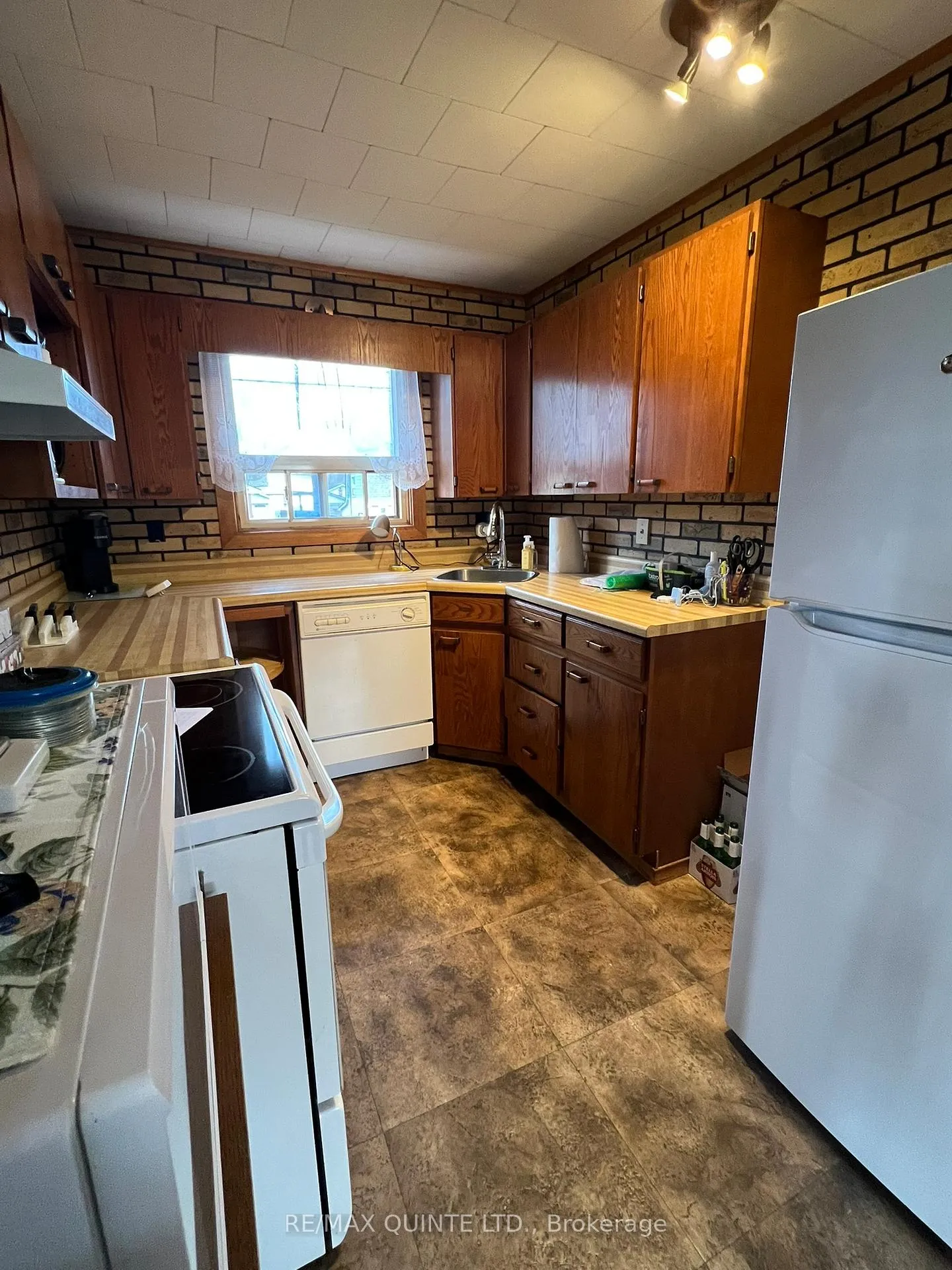 Photo 7 of 33 Ramsay Avenue, Quinte West, Trenton Ward — HOMEH