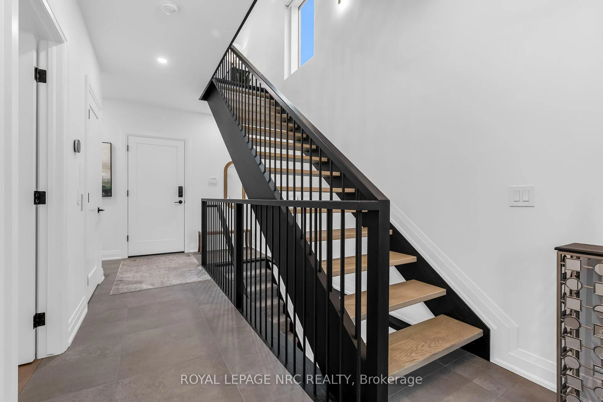 Photo 5 of 88 Moody Street, Pelham, Fonthill — HOMEH