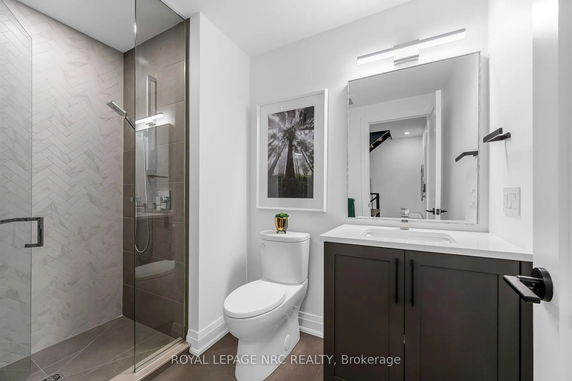 Photo 8 of 88 Moody Street, Pelham, Fonthill — HOMEH