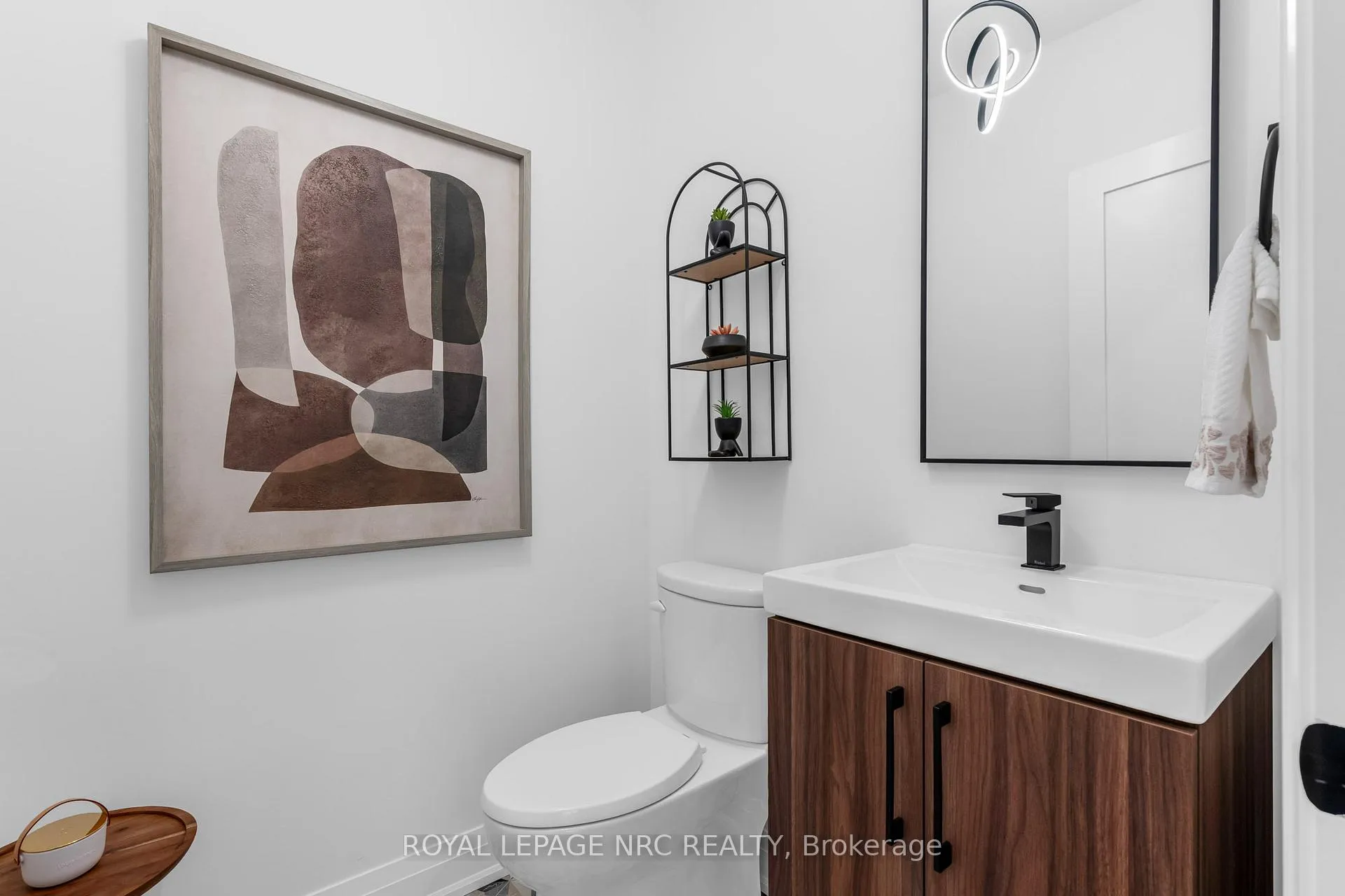 Photo 18 of 88 Moody Street, Pelham, Fonthill — HOMEH