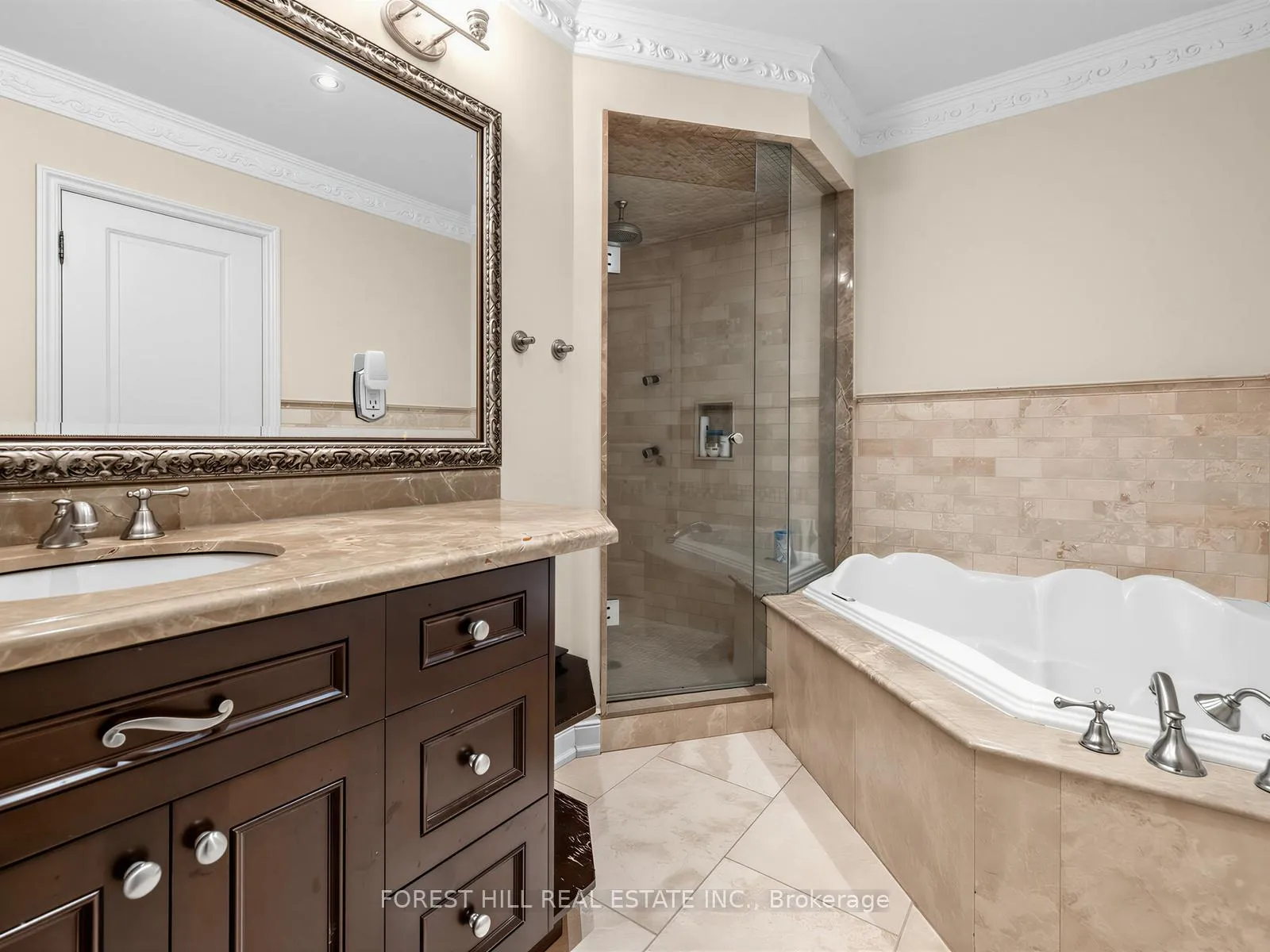 Photo 27 of 31 Latimer Avenue, Toronto, Lawrence Park South — HOMEH