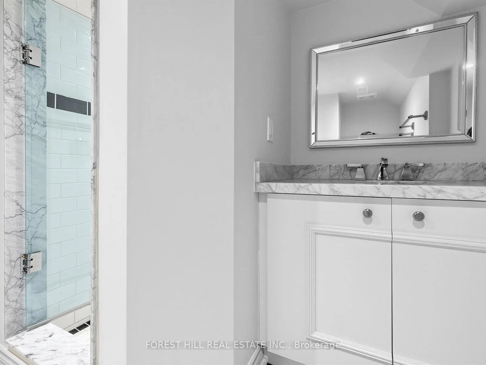 Photo 34 of 31 Latimer Avenue, Toronto, Lawrence Park South — HOMEH