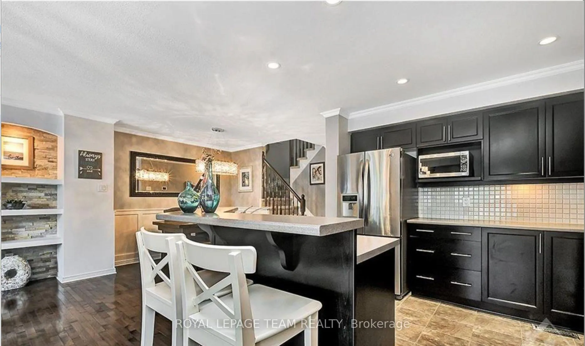 Photo 4 of 381 Celtic Ridge Crescent, Ottawa, Kanata - Morgan's Grant/South March — HOMEH