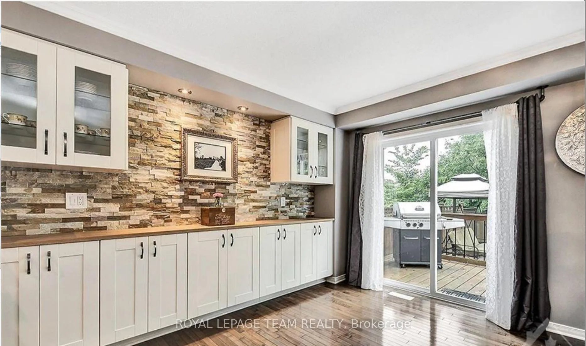 Photo 6 of 381 Celtic Ridge Crescent, Ottawa, Kanata - Morgan's Grant/South March — HOMEH
