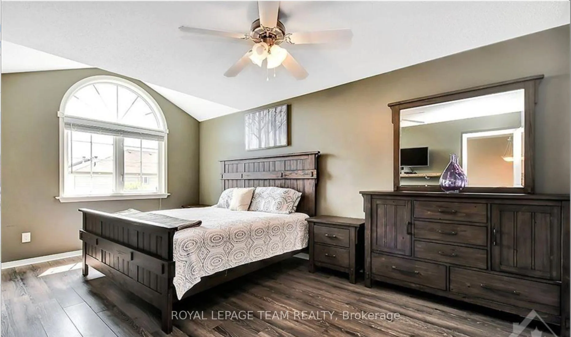 Photo 7 of 381 Celtic Ridge Crescent, Ottawa, Kanata - Morgan's Grant/South March — HOMEH