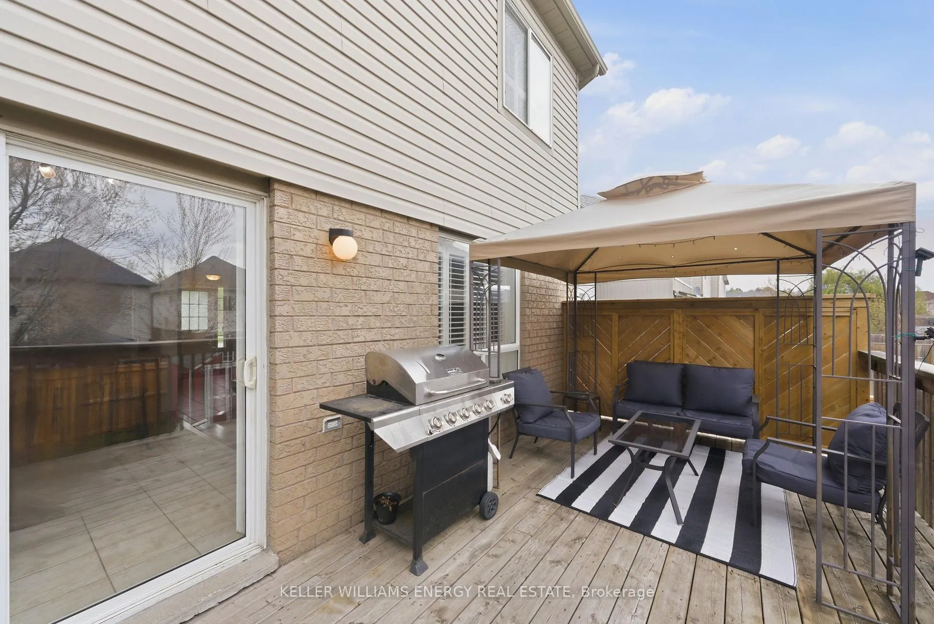 Photo 27 of 590 Brasswinds Trail, Oshawa, Pinecrest — HOMEH
