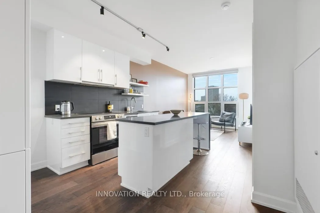 Photo 3 of Unit 410, 10 Rosemount Avenue, Ottawa, Hintonburg — HOMEH