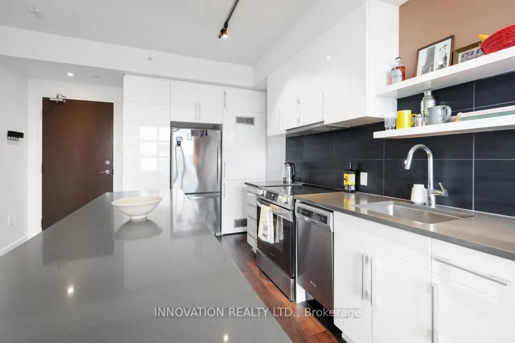 Photo 6 of Unit 410, 10 Rosemount Avenue, Ottawa, Hintonburg — HOMEH