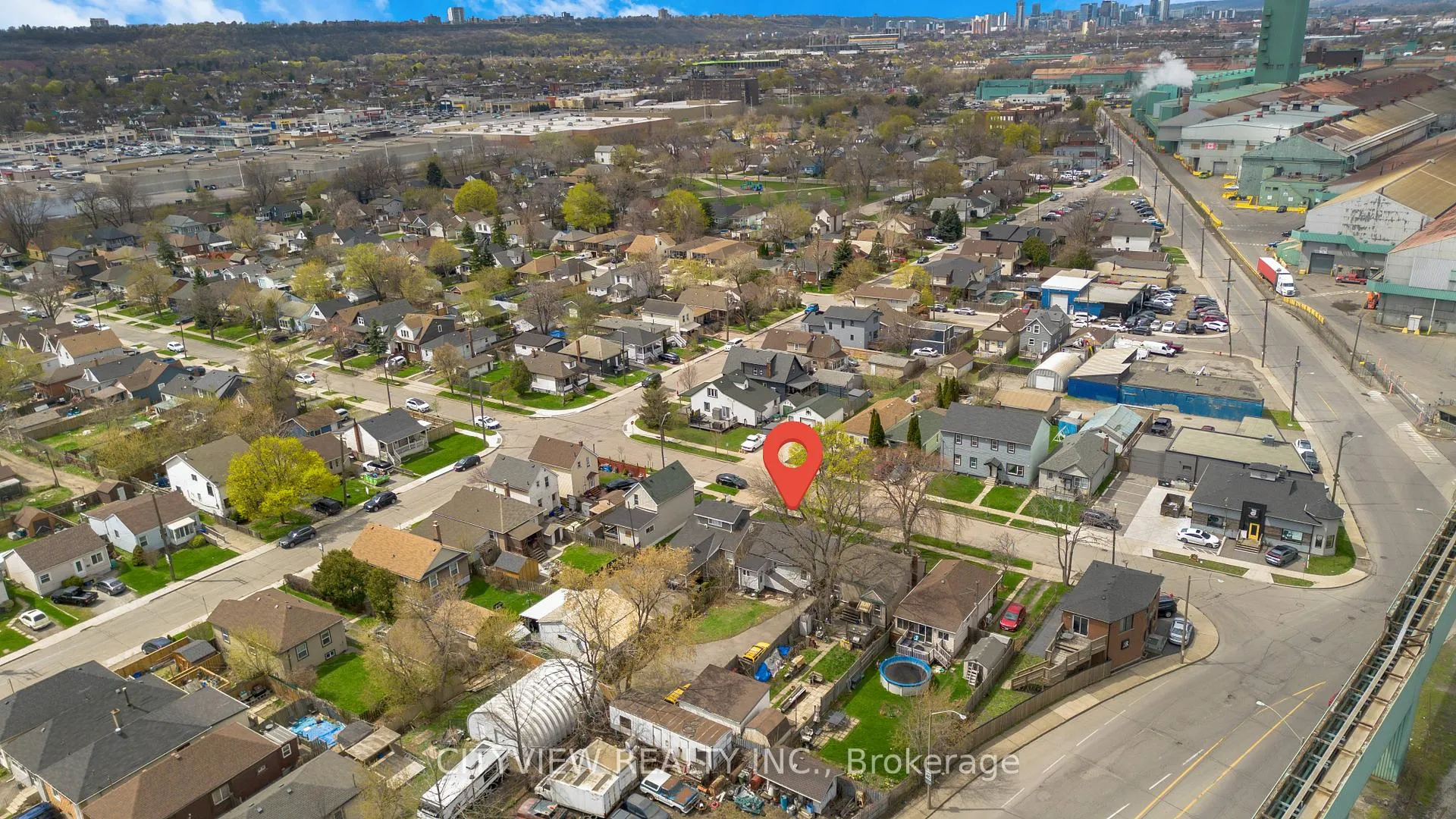 Photo 2 of 76 Stapleton Avenue, Hamilton, Industrial Sector — HOMEH