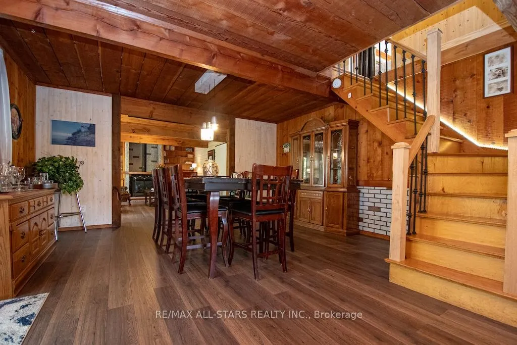 Photo 7 of 1130 Towering Oaks Drive, Minden Hills, Lutterworth — HOMEH