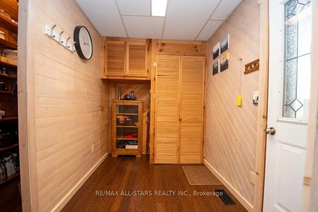 Photo 13 of 1130 Towering Oaks Drive, Minden Hills, Lutterworth — HOMEH