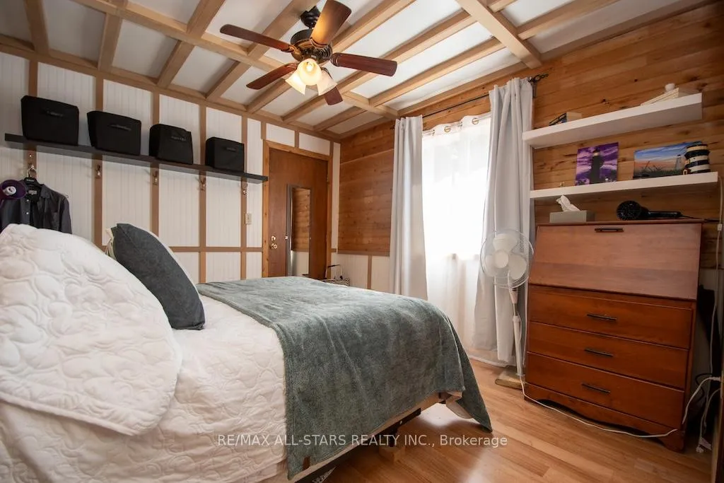 Photo 26 of 1130 Towering Oaks Drive, Minden Hills, Lutterworth — HOMEH