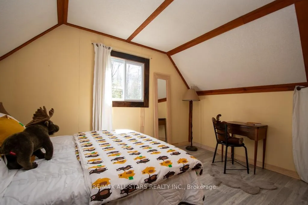 Photo 29 of 1130 Towering Oaks Drive, Minden Hills, Lutterworth — HOMEH