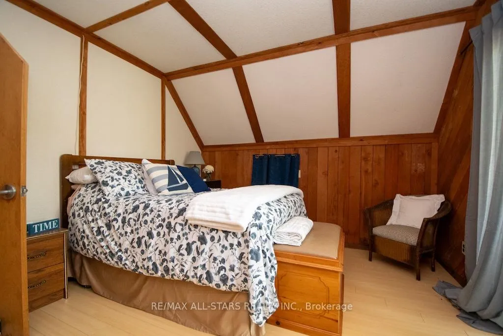 Photo 33 of 1130 Towering Oaks Drive, Minden Hills, Lutterworth — HOMEH