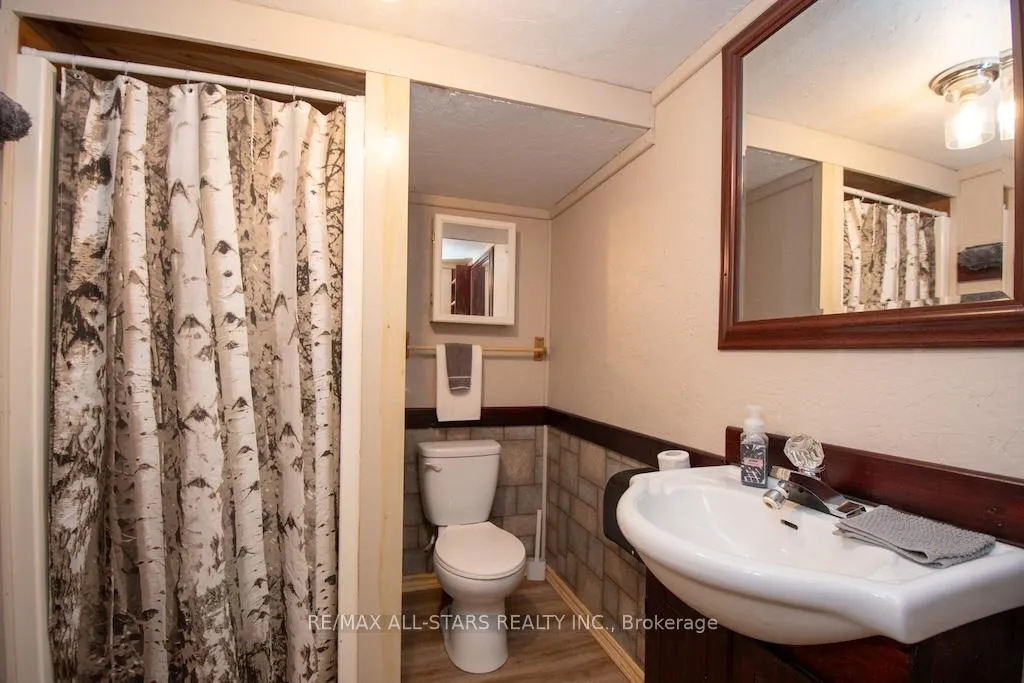 Photo 39 of 1130 Towering Oaks Drive, Minden Hills, Lutterworth — HOMEH