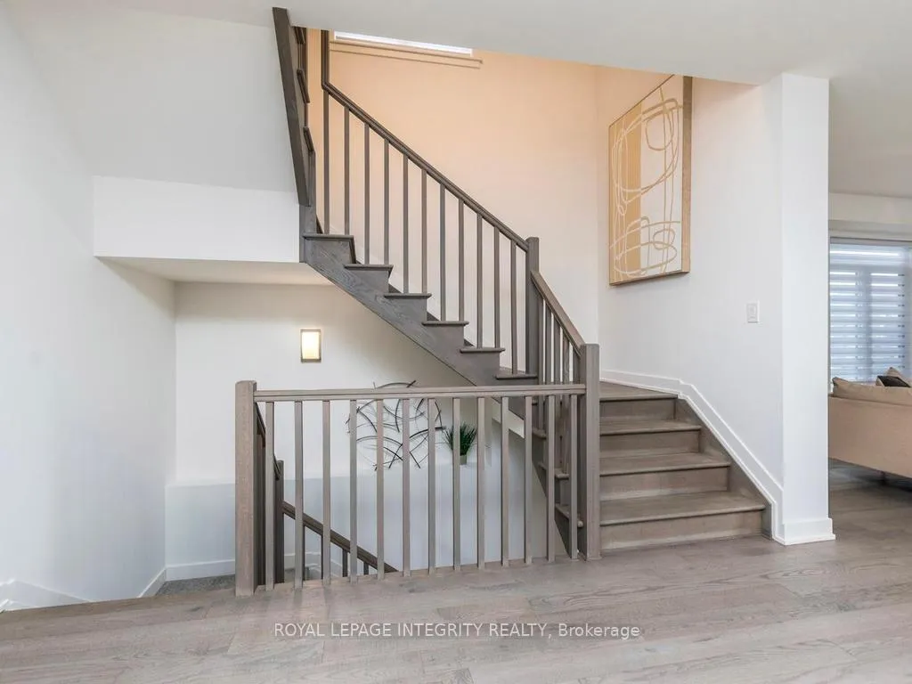 Photo 6 of 28 Mendoza Way, Ottawa, Kanata - Emerald Meadows/Trailwest — HOMEH