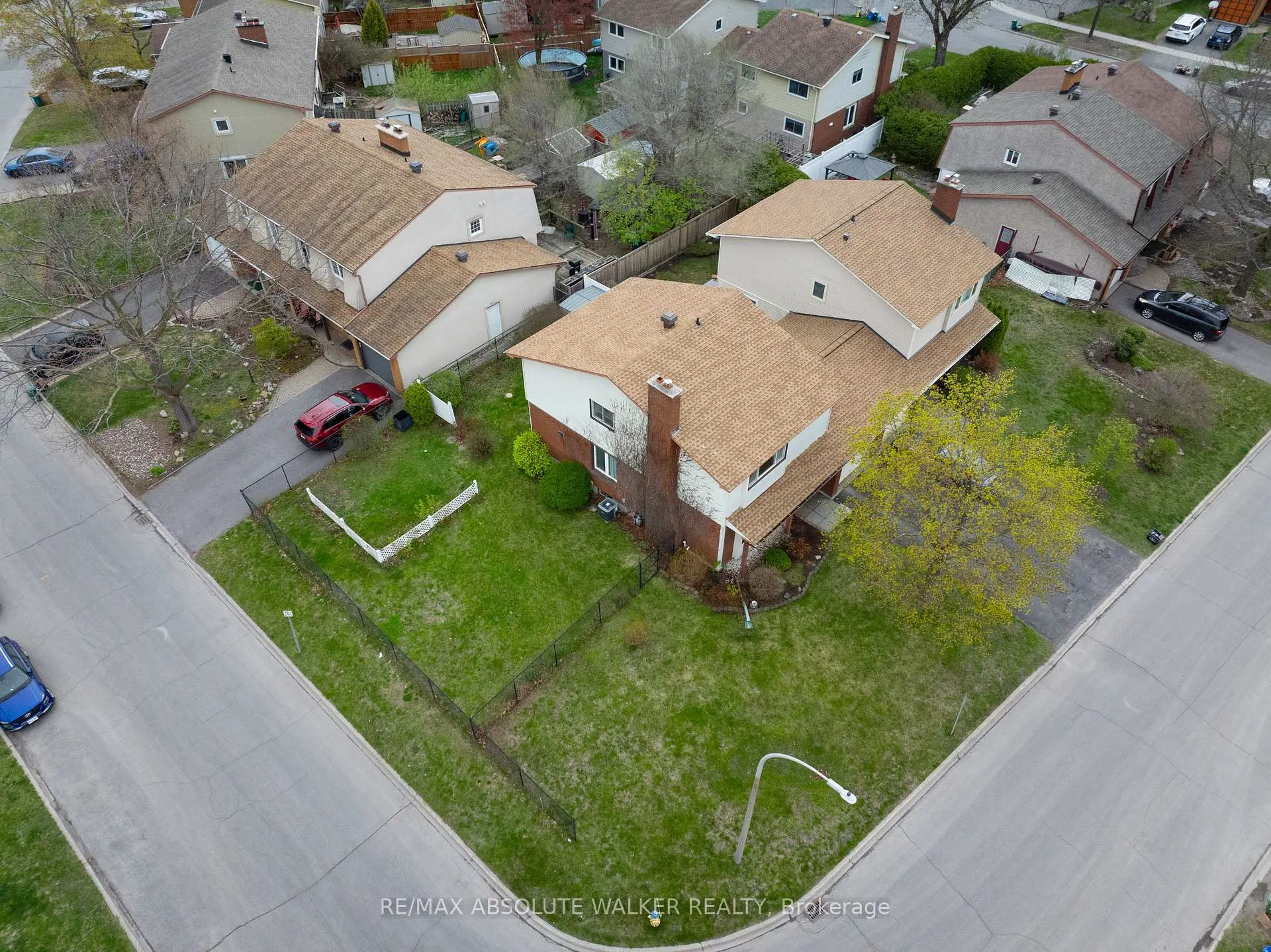 Photo 26 of 2295 Cotters Crescent, Ottawa, Windsor Park Village — HOMEH