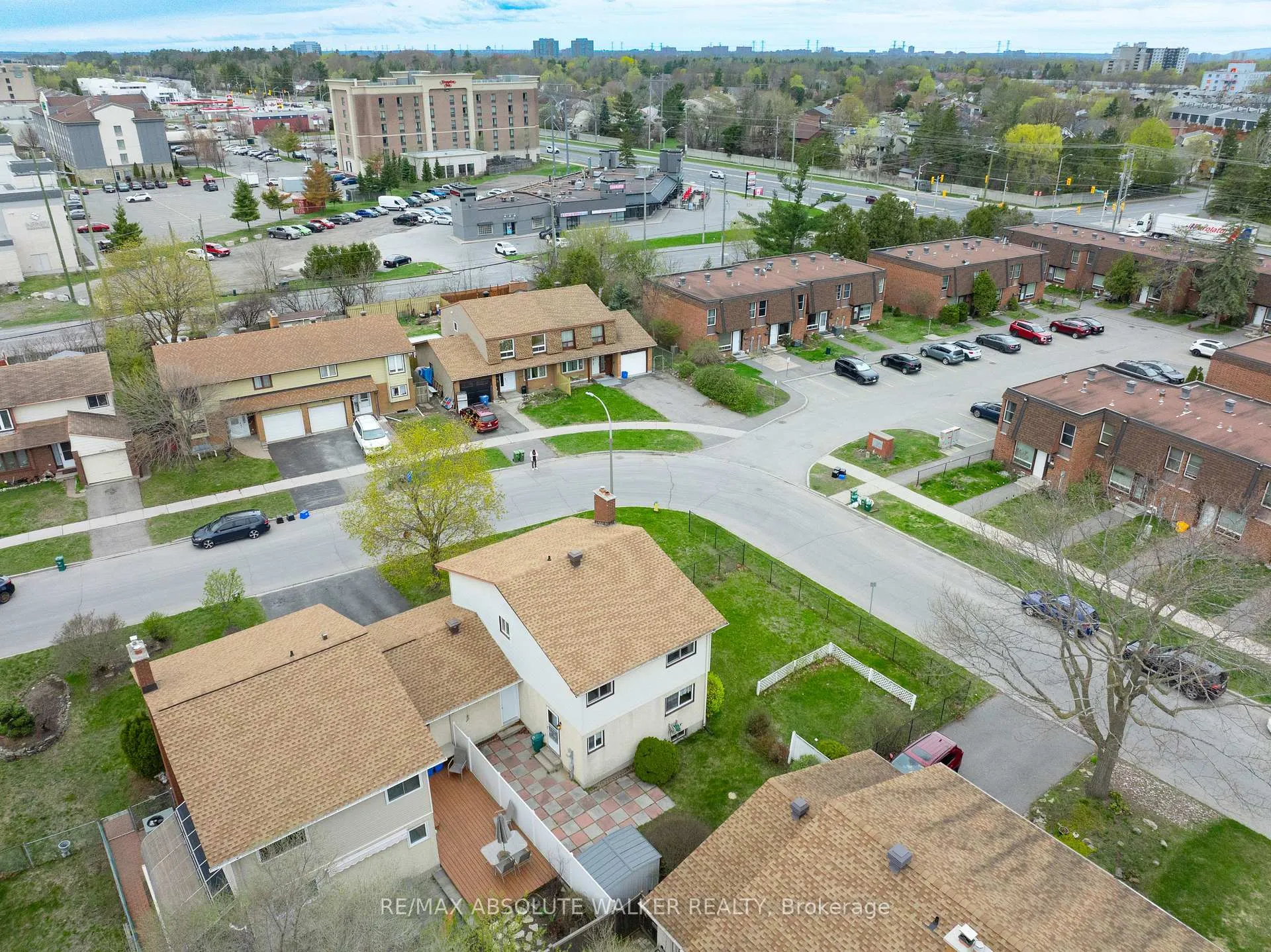 Photo 28 of 2295 Cotters Crescent, Ottawa, Windsor Park Village — HOMEH