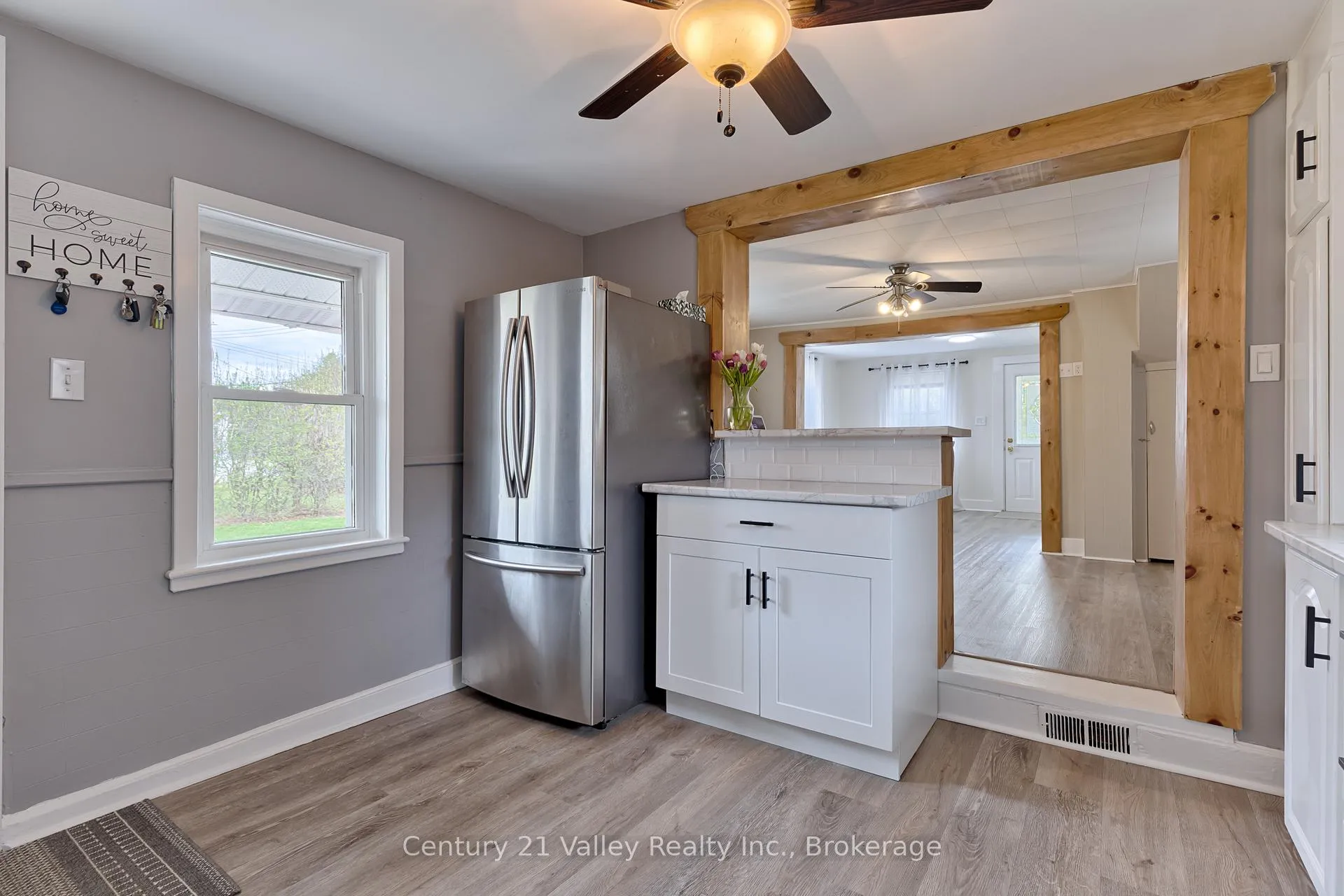 Photo 26 of 319 Mary Avenue, Renfrew — HOMEH