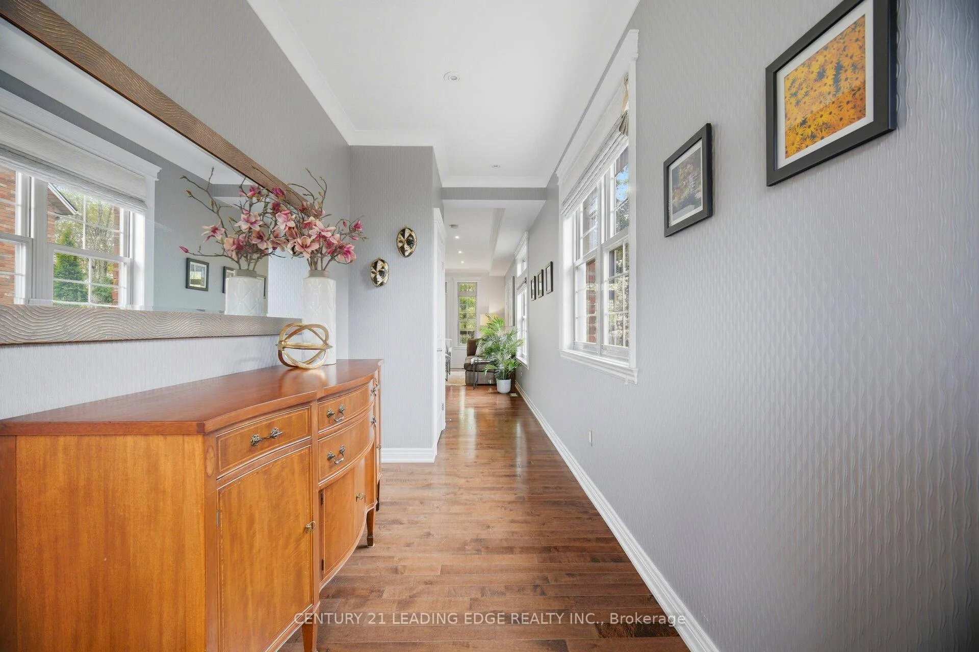Photo 10 of 1051 Fernridge Common, Burlington, Bayview — HOMEH