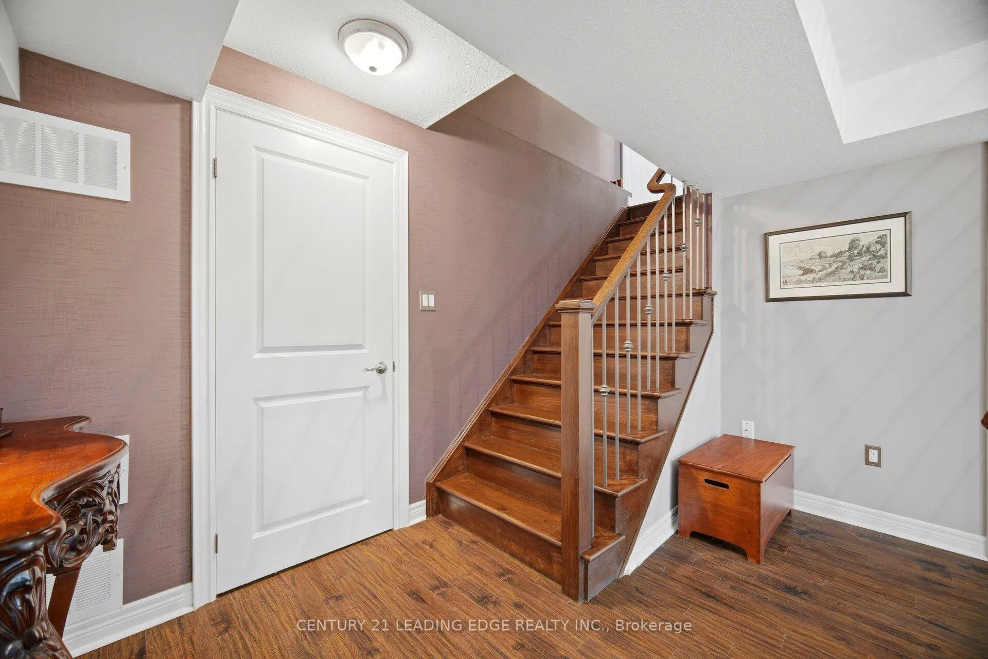 Photo 35 of 1051 Fernridge Common, Burlington, Bayview — HOMEH