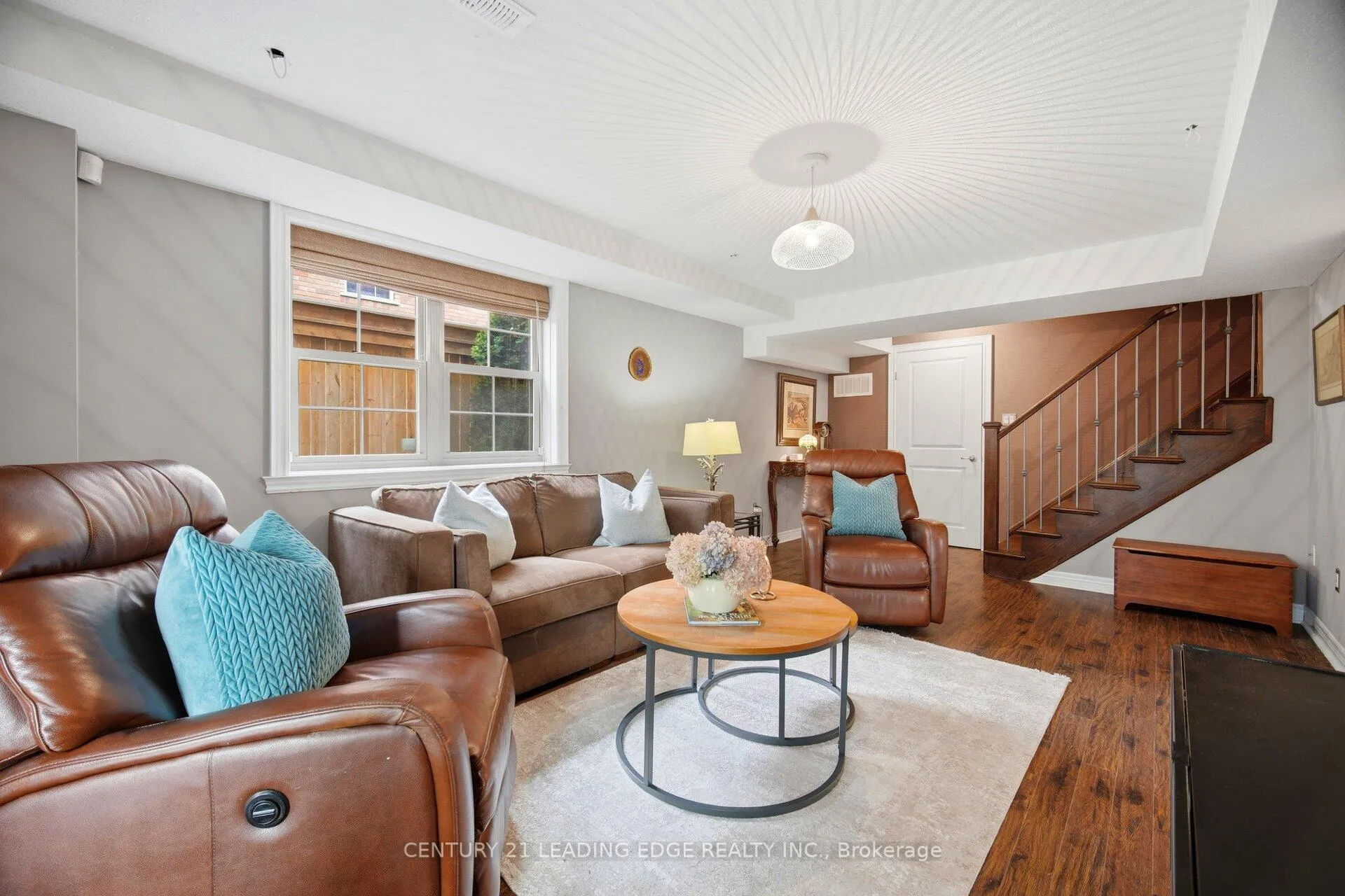 Photo 37 of 1051 Fernridge Common, Burlington, Bayview — HOMEH