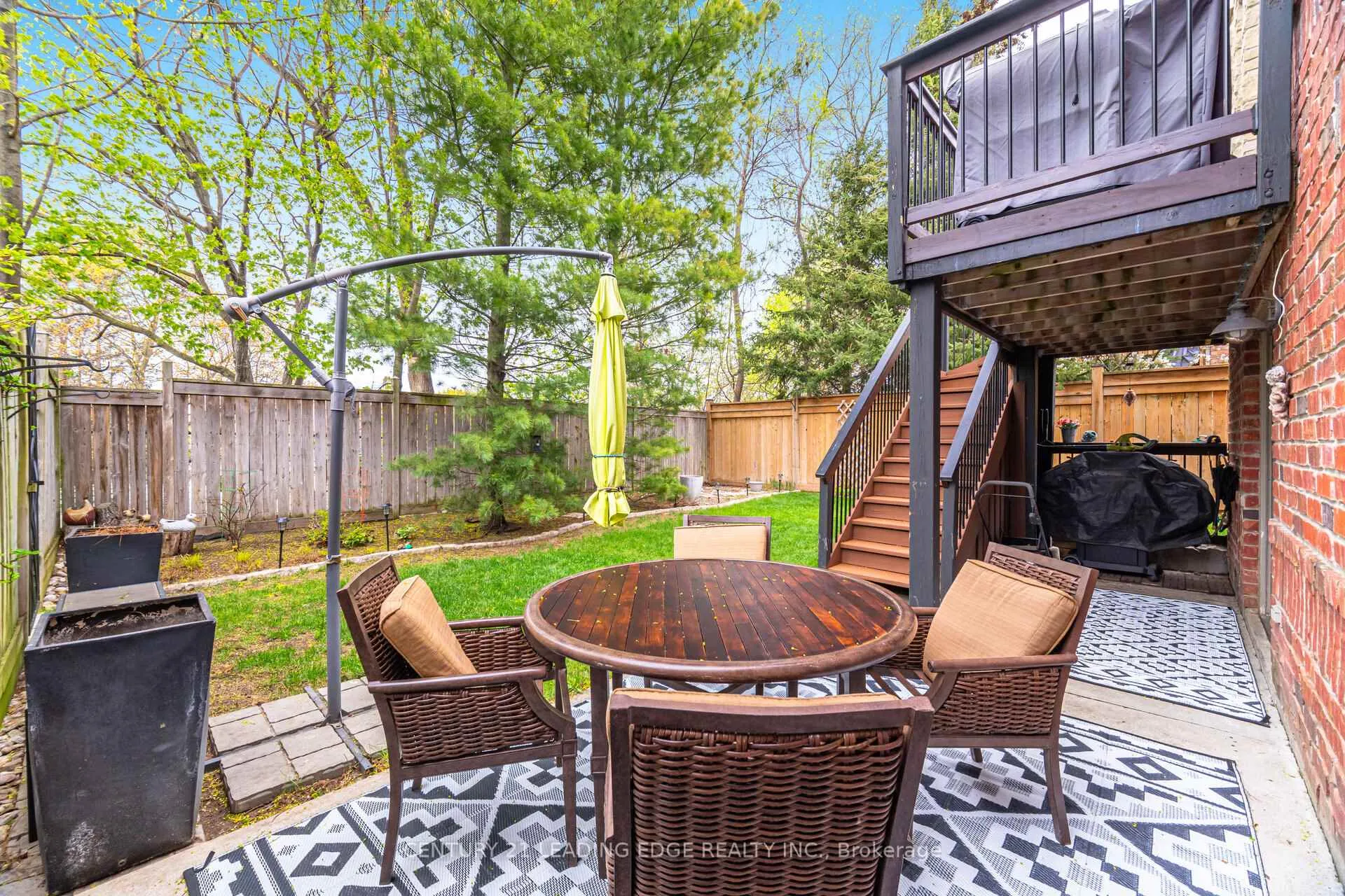 Photo 42 of 1051 Fernridge Common, Burlington, Bayview — HOMEH