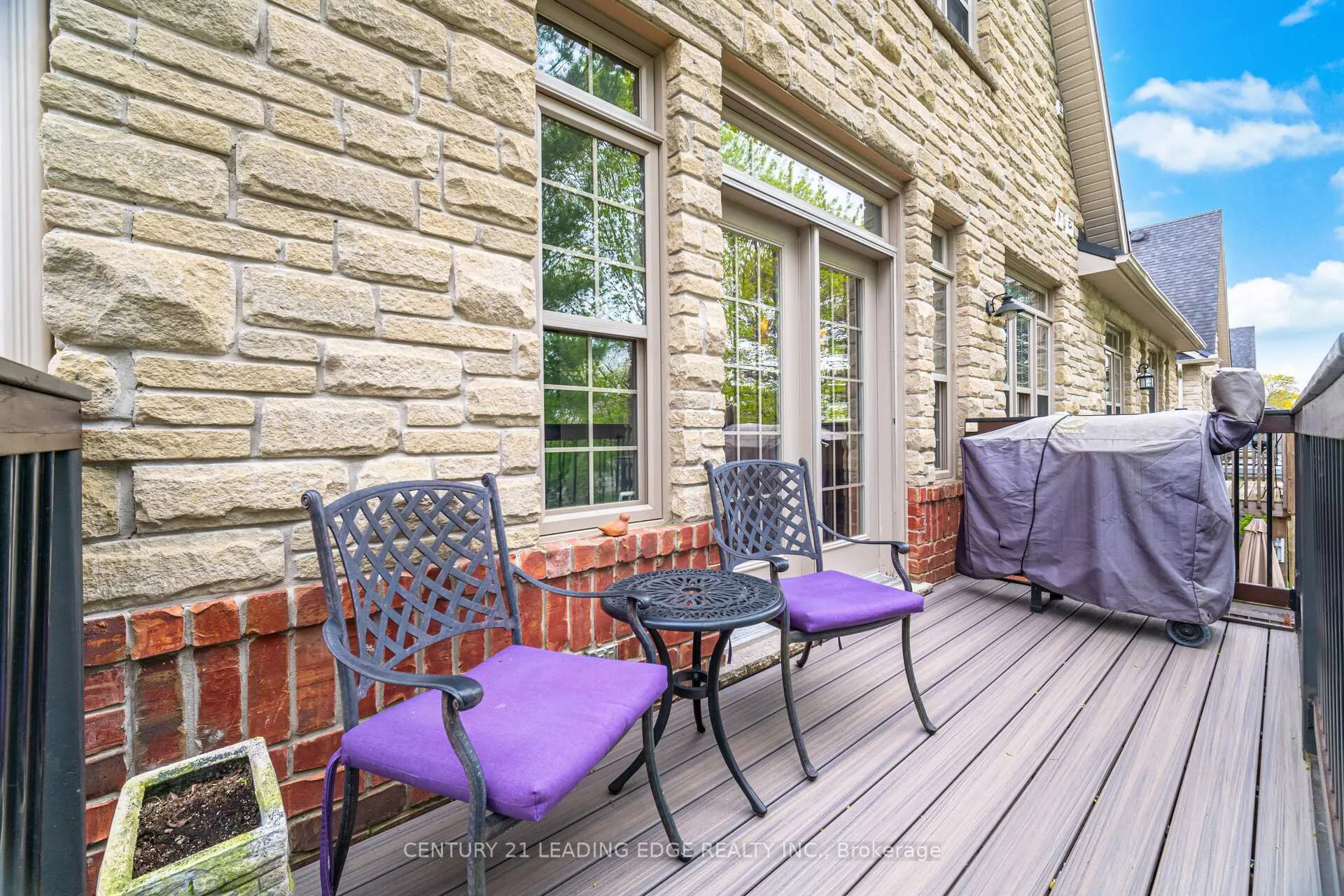 Photo 46 of 1051 Fernridge Common, Burlington, Bayview — HOMEH