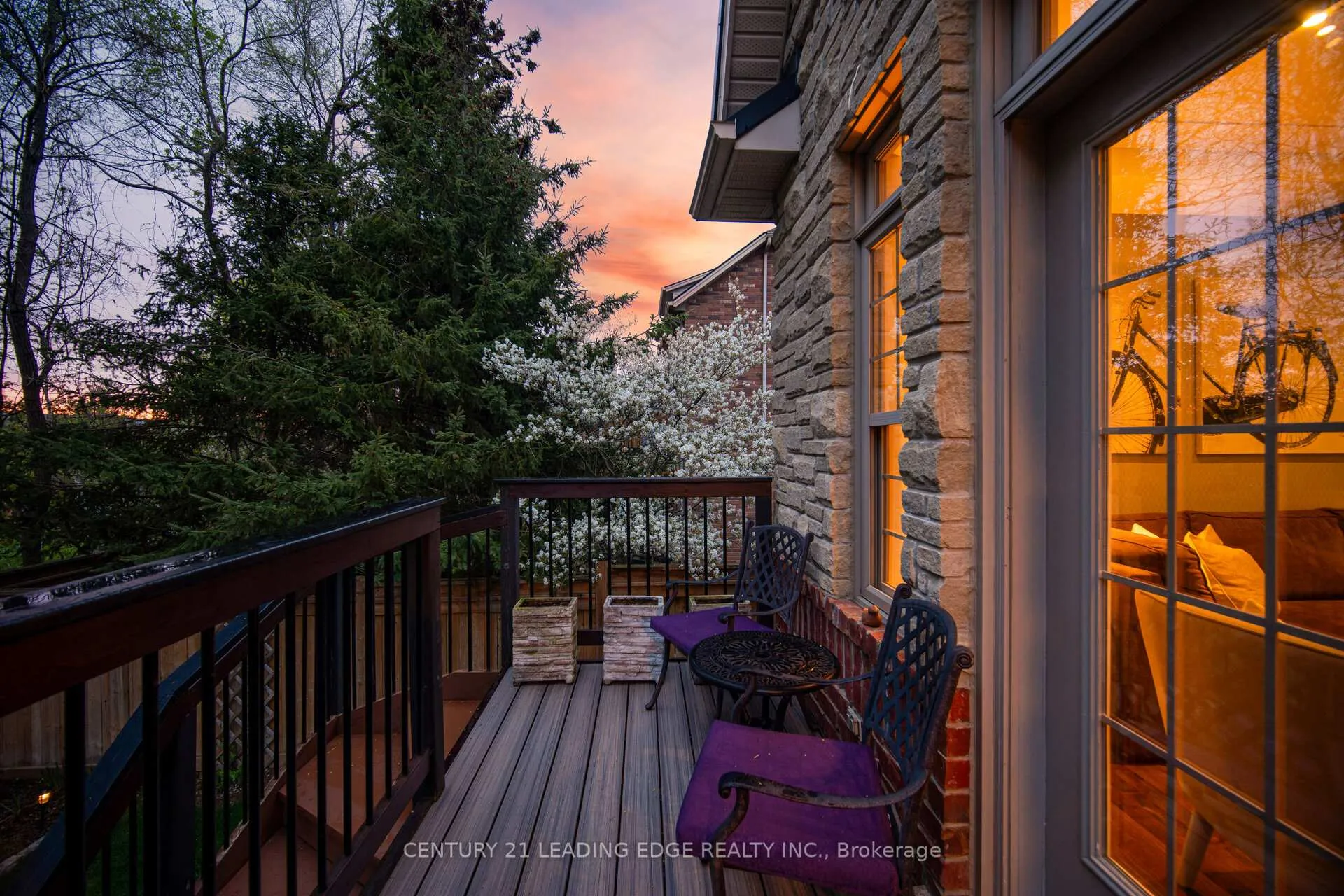 Photo 47 of 1051 Fernridge Common, Burlington, Bayview — HOMEH
