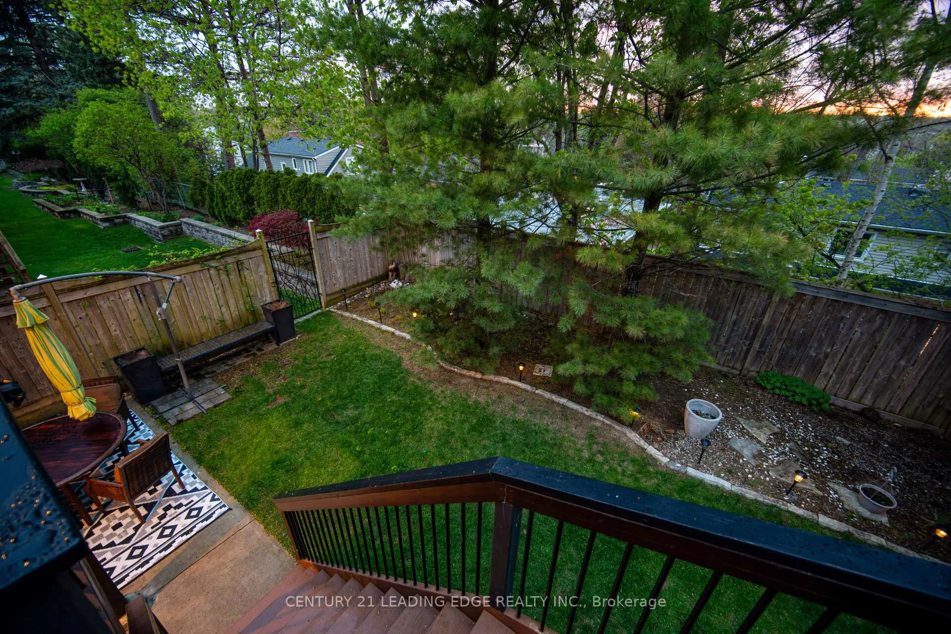 Photo 48 of 1051 Fernridge Common, Burlington, Bayview — HOMEH