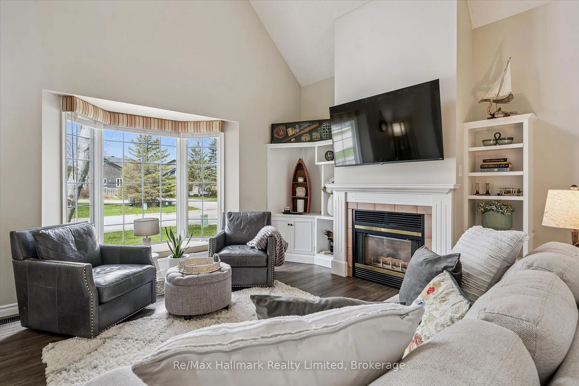 Photo 11 of 139 Milton Street, Bracebridge, Draper — HOMEH