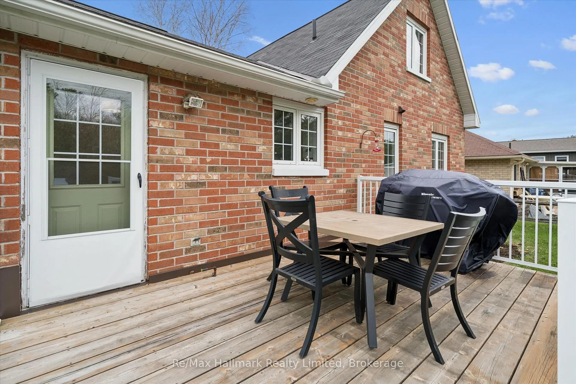 Photo 31 of 139 Milton Street, Bracebridge, Draper — HOMEH