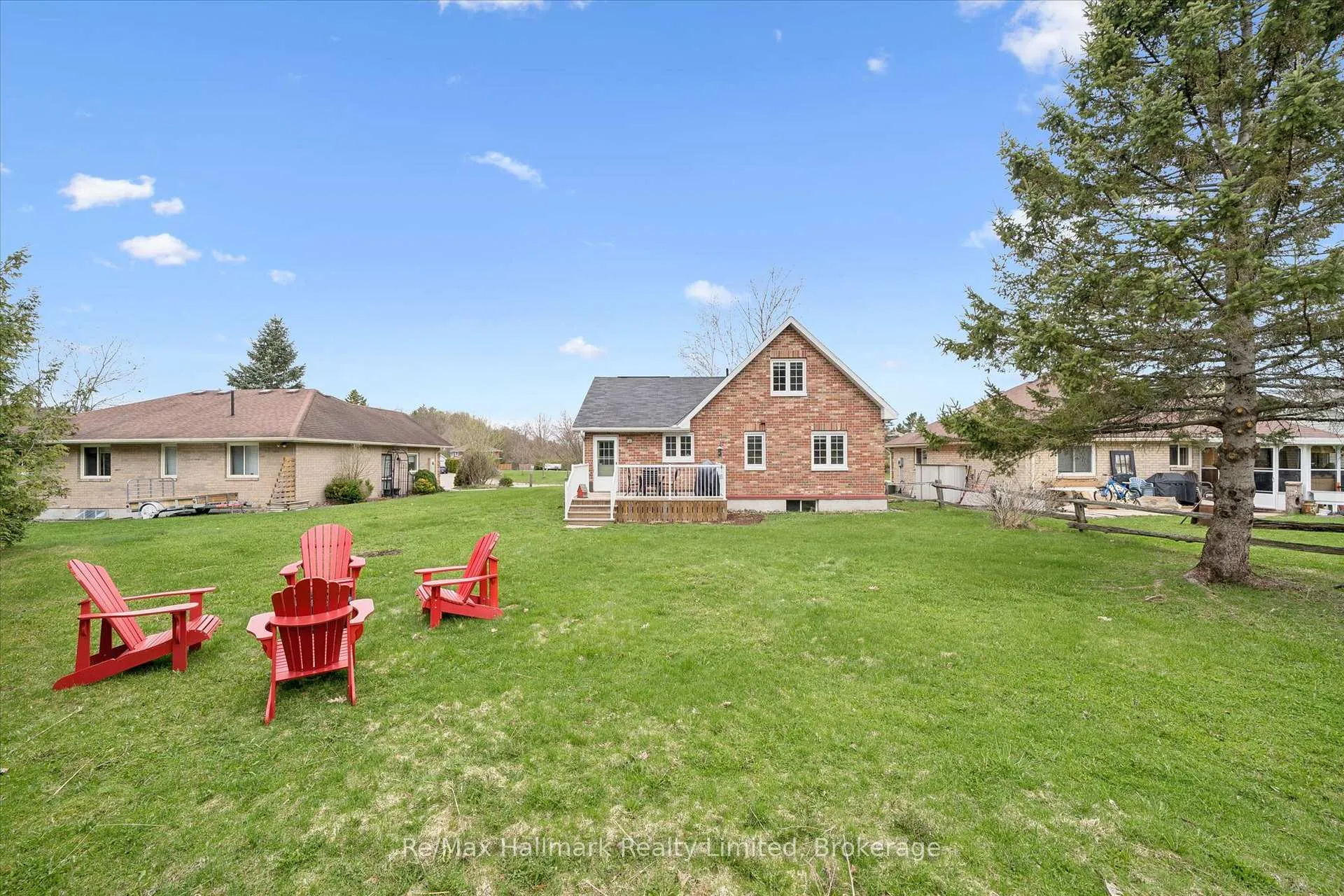 Photo 36 of 139 Milton Street, Bracebridge, Draper — HOMEH