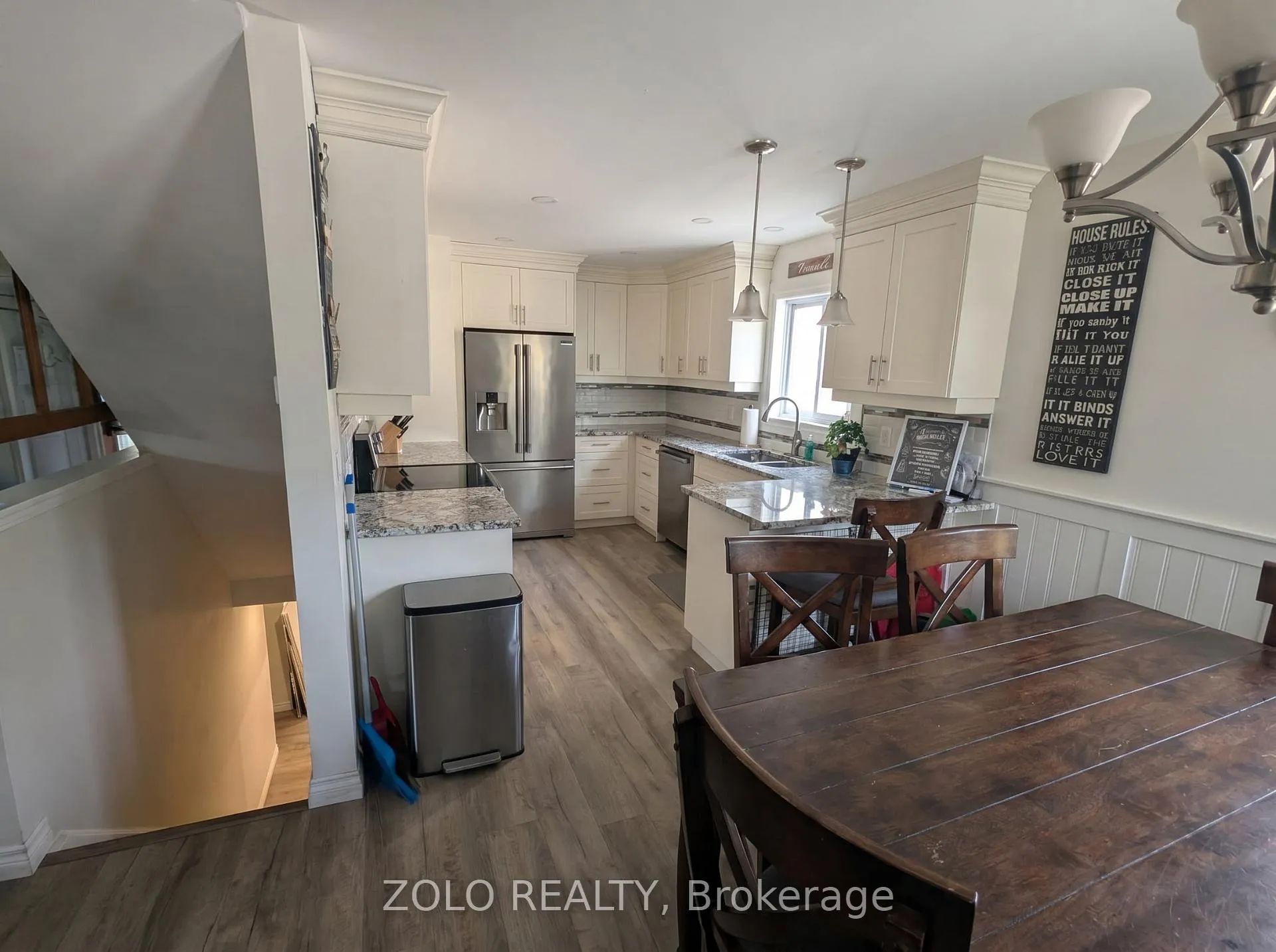 Photo 2 of 369 Athol Street E, Oshawa, Central — HOMEH