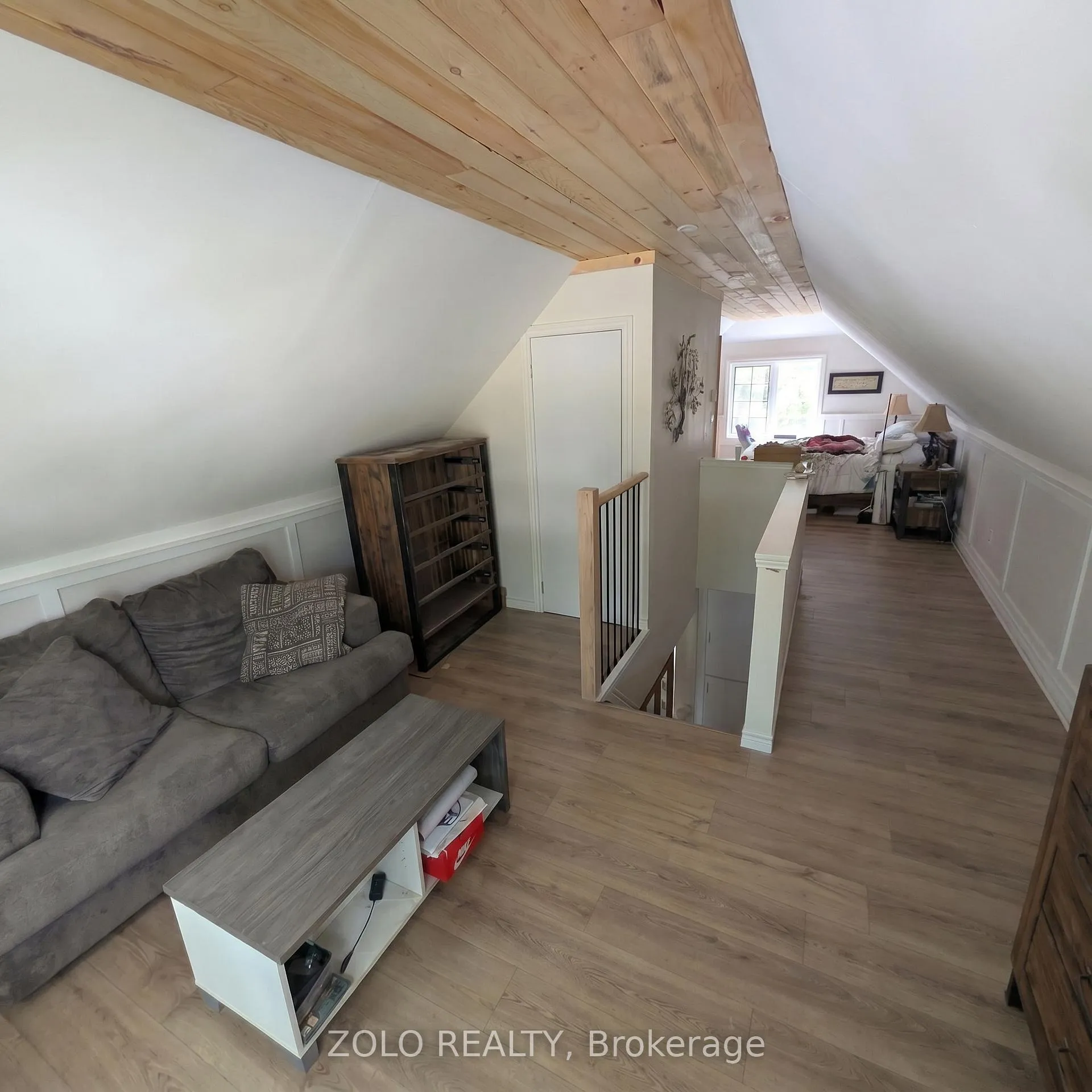 Photo 5 of 369 Athol Street E, Oshawa, Central — HOMEH